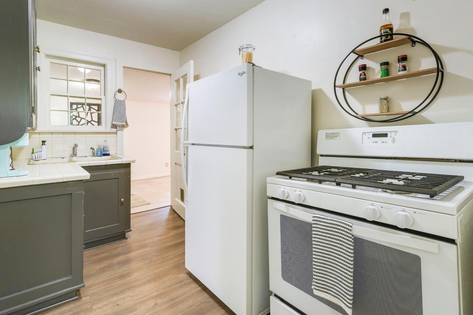 Springfield Home With Yard 3 Mi To Downtown! Εξωτερικό φωτογραφία